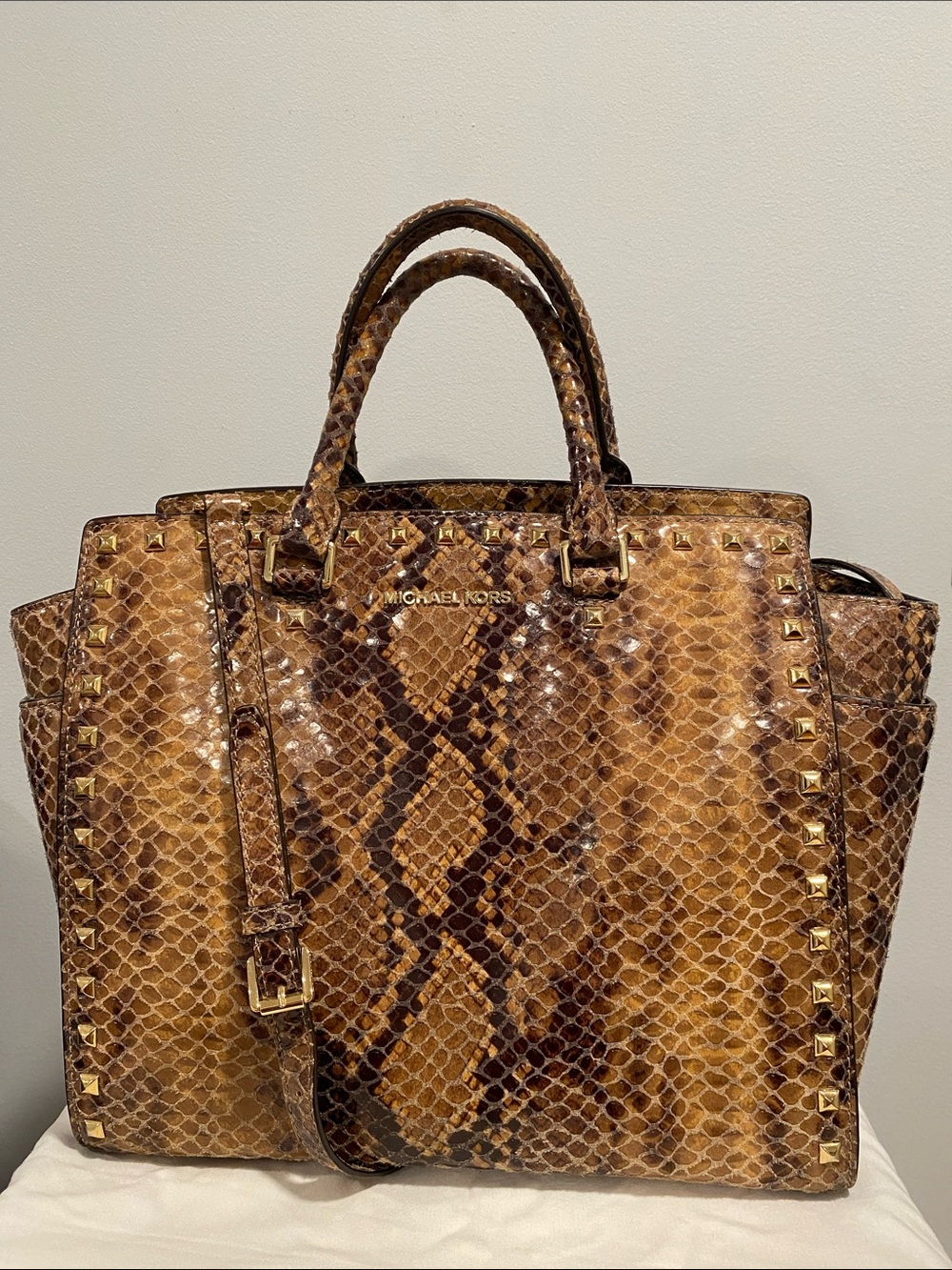 Michael Kors Extra Large Selma Satchel
